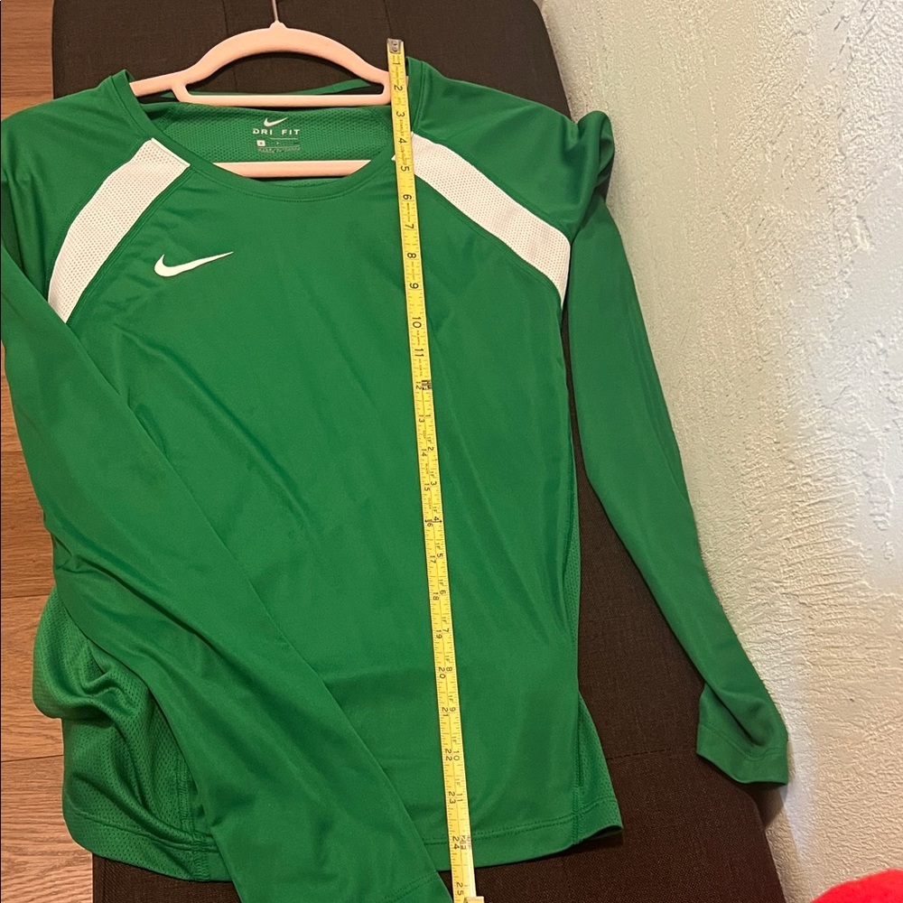 #1394=Nike Women's Emerald Green Long Sleeve Tee - Picture 3 of 4